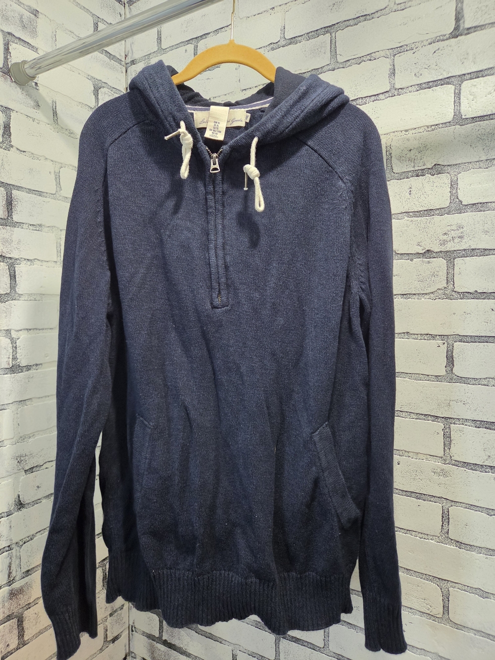 H&M Men's Navy Blue Half-Zip Hoodie